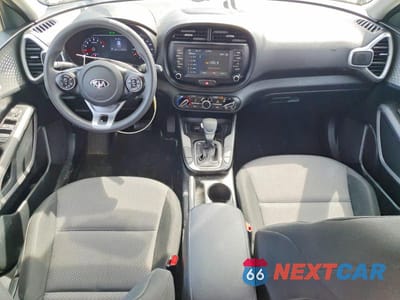 Zdjęcie 8 z 12 samochodu: 2021 KIA SOUL LX VIN:KNDJ23AU4M7759426 - miniatura