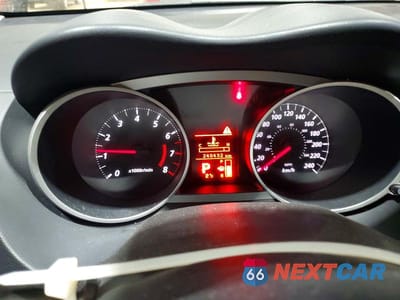 Zdjęcie 9 z 13 samochodu: 2012 MITSUBISHI OUTLANDER SE VIN:JA4JT3AX0CU610254 - miniatura