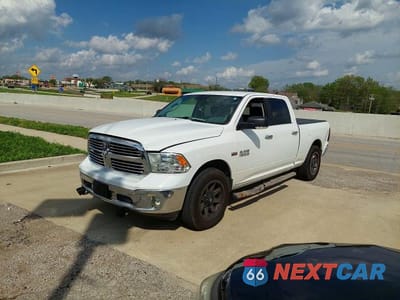 Drugie zdjęcie samochodu z przodu: 2017 RAM 1500 SLT VIN:1C6RR6TT3HS786373 - miniatura