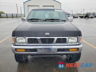 Piąte zdjęcie samochodu w środku: 1995 NISSAN TRUCK XE V6 VIN:1N6HD16Y3SC449732 - miniatura