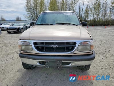 Piąte zdjęcie samochodu w środku: 1996 FORD EXPLORER VIN:1FMDU34X5TUB65159 - miniatura