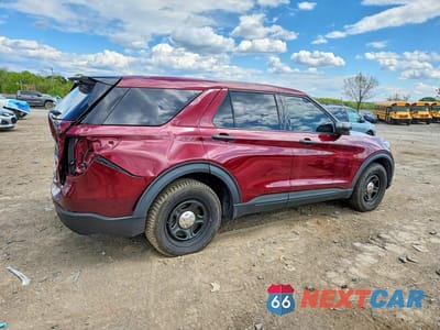 Trzecie zdjęcie samochodu z tyłu: 2023 FORD EXPLORER POLICE INTERCEPTOR VIN:1FM5K8AB2PGA63340 - miniatura