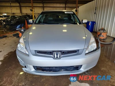 Piąte zdjęcie samochodu w środku: 2005 HONDA ACCORD EX VIN:1HGCM66505A030027 - miniatura