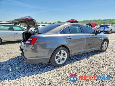 Trzecie zdjęcie samochodu z tyłu: 2017 FORD TAURUS SEL VIN:1FAHP2H81HG111654 - miniatura
