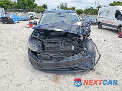 Piąte zdjęcie samochodu w środku: 2023 VOLKSWAGEN TIGUAN S VIN:3VVRB7AX3PM110460 - miniatura