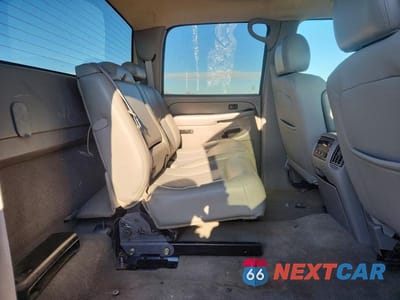 Zdjęcie 10 z 12 samochodu: 2006 CHEVROLET SILVERADO K2500 HEAVY DUTY VIN:1GCHK23D86F168711 - miniatura