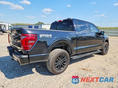 Trzecie zdjęcie samochodu z tyłu: 2024 FORD F150 LARIAT VIN:1FTFW5L89RFA60036 - miniatura