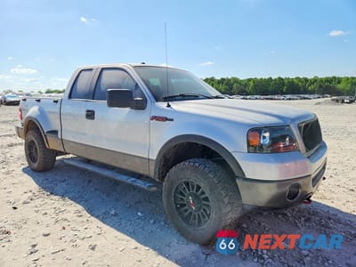 Czwarte zdjęcie samochodu z boku: 2008 FORD F150 VIN:1FTPX04508KD46243 - miniatura