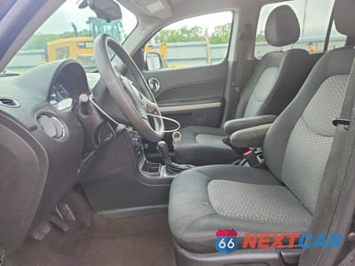 Zdjęcie 7 z 13 samochodu: 2009 CHEVROLET HHR LT VIN:3GNCA23BX9S521162 - miniatura