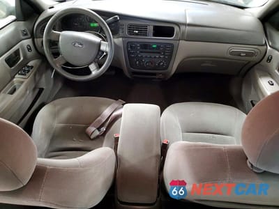 Zdjęcie 8 z 11 samochodu: 2006 FORD TAURUS SE VIN:1FAFP53U86A245736 - miniatura