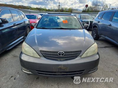 Piąte zdjęcie samochodu w środku: 2004 TOYOTA CAMRY VIN:4T1BE32K94U908726 - miniatura