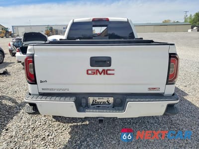 Zdjęcie 6 z 12 samochodu: 2017 GMC SIERRA K1500 SLT VIN:3GTU2NEC4HG222074 - miniatura