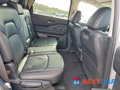 Zdjęcie 11 z 13 samochodu: 2025 NISSAN PATHFINDER SL VIN:5N1DR3CC7SC214463 - miniatura