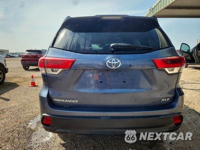 Zdjęcie 6 z 13 samochodu: 2019 TOYOTA HIGHLANDER XLE VIN:5TDKZRFH0KS307653 - miniatura