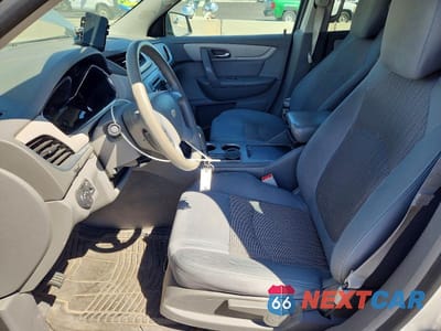 Zdjęcie 7 z 14 samochodu: 2017 CHEVROLET TRAVERSE LS VIN:1GNKRFED4HJ286932 - miniatura
