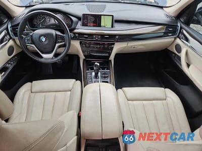 Zdjęcie 8 z 13 samochodu: 2016 BMW X5 XDRIVE50I VIN:5UXKR6C56G0J82711 - miniatura