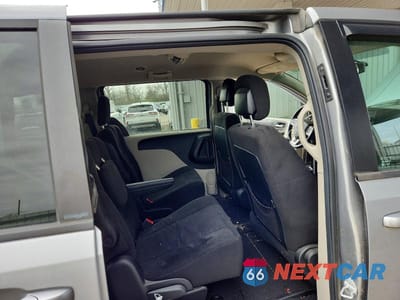Zdjęcie 11 z 13 samochodu: 2013 DODGE GRAND CARAVAN SE VIN:2C4RDGBG8DR601330 - miniatura