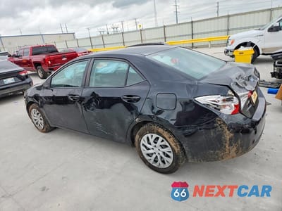 Drugie zdjęcie samochodu z przodu: 2018 TOYOTA COROLLA LE VIN:5YFBURHE6JP814579 - miniatura