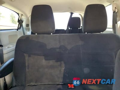 Zdjęcie 10 z 13 samochodu: 2014 DODGE GRAND CARAVAN SE VIN:2C4RDGBGXER376250 - miniatura