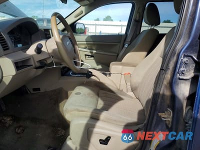 Zdjęcie 7 z 12 samochodu: 2006 JEEP GRAND CHEROKEE LAREDO VIN:1J4GS48K56C148989 - miniatura