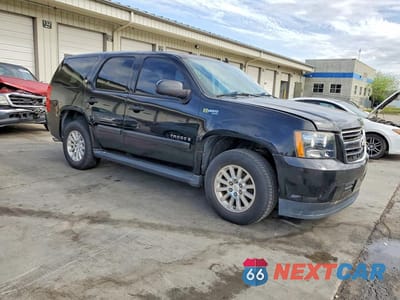 Czwarte zdjęcie samochodu z boku: 2008 CHEVROLET TAHOE C1500 HYBRID VIN:1GNFC13508R222471 - miniatura