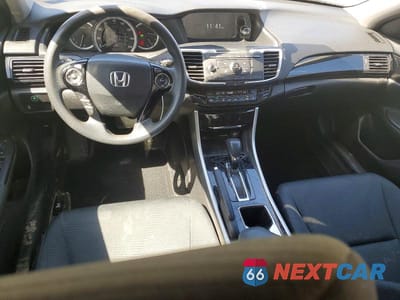 Zdjęcie 8 z 12 samochodu: 2016 HONDA ACCORD LX VIN:1HGCR2F31GA001924 - miniatura