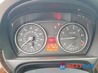 Zdjęcie 9 z 12 samochodu: 2009 BMW 328 I VIN:WBAPH73519E127568 - miniatura