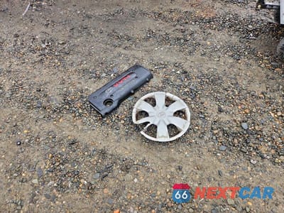 Zdjęcie 12 z 12 samochodu: 2004 TOYOTA CAMRY LE VIN:4T1BE32K34U831223 - miniatura