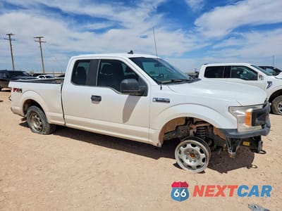 Czwarte zdjęcie samochodu z boku: 2020 FORD F150 SUPER CAB VIN:1FTEX1EP0LKD31313 - miniatura
