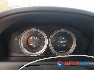 Zdjęcie 9 z 13 samochodu: 2013 VOLVO XC60 3.2 VIN:YV4952DL2D2381656 - miniatura