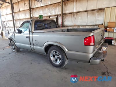 Drugie zdjęcie samochodu z przodu: 2001 CHEVROLET S TRUCK S10 VIN:1GCCS14571K144136 - miniatura