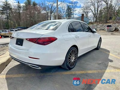 Trzecie zdjęcie samochodu z tyłu: 2023 MERCEDES-BENZ C 300 VIN:W1KAF4GB3PR092539 - miniatura