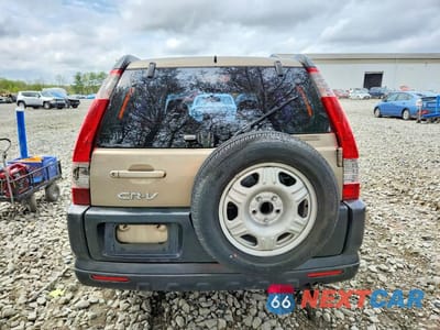 Zdjęcie 6 z 13 samochodu: 2005 HONDA CRV AWD VIN:JHLRD78585C020557 - miniatura