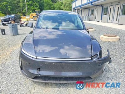 Piąte zdjęcie samochodu w środku: 2026 TESLA MODEL Y VIN:7SAYGDEE4TA598044 - miniatura