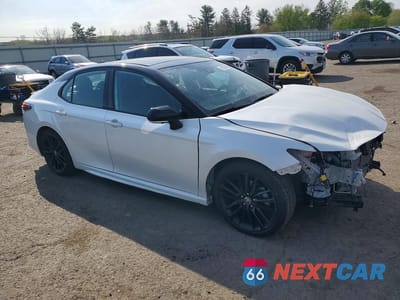 Czwarte zdjęcie samochodu z boku: 2023 TOYOTA CAMRY XSE V6 VIN:4T1KZ1AK3PU080610 - miniatura