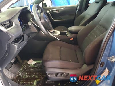 Zdjęcie 7 z 13 samochodu: 2024 TOYOTA RAV4 SE VIN:JTM16RFVXRD150990 - miniatura