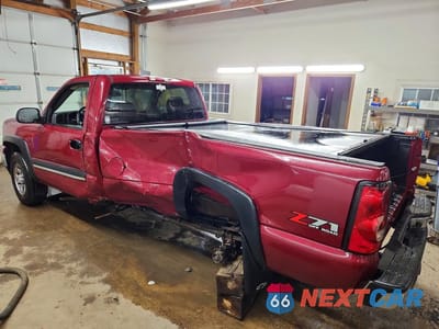 Drugie zdjęcie samochodu z przodu: 2006 CHEVROLET SILVERADO K1500 VIN:1GCEK14Z96E284089 - miniatura