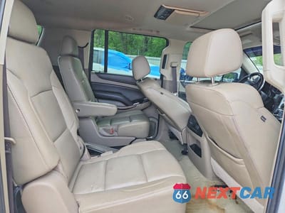 Zdjęcie 10 z 13 samochodu: 2018 CHEVROLET SUBURBAN C1500 LT VIN:1GNSCHKC0JR223827 - miniatura