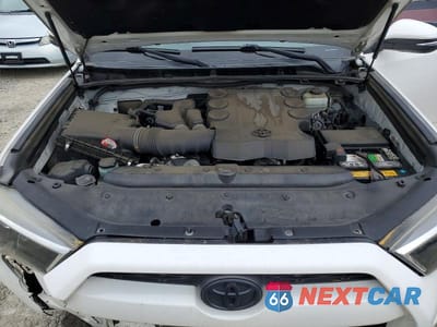 Zdjęcie 12 z 13 samochodu: 2015 TOYOTA 4RUNNER TRAIL PREMIUM VIN:JTEBU5JRXF5255740 - miniatura