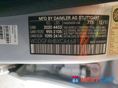 Zdjęcie 12 z 12 samochodu: 2012 MERCEDES-BENZ C 250 VIN:WDDGF4HBXCA668130 - miniatura