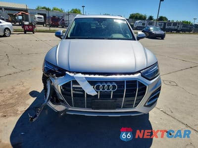 Piąte zdjęcie samochodu w środku: 2021 AUDI Q5 PREMIUM PLUS VIN:WA1BAAFY3M2045009 - miniatura