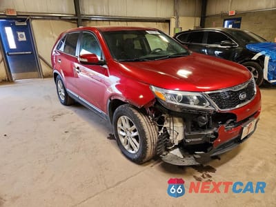 Czwarte zdjęcie samochodu z boku: 2014 KIA SORENTO LX VIN:5XYKT3A65EG460292 - miniatura