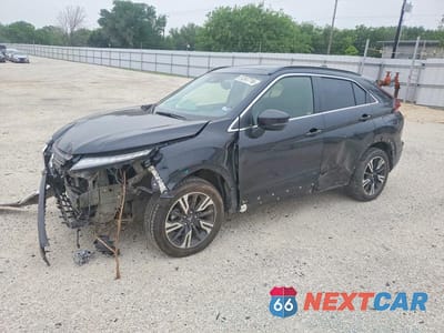 2024 MITSUBISHI ECLIPSE CROSS SE JA4ATWAA8RZ003463 - główne zdjęcie licytacji z USA - miniatura