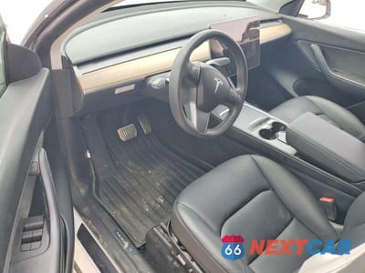 Zdjęcie 8 z 13 samochodu: 2021 TESLA MODEL Y VIN:5YJYGDEE2MF279873 - miniatura