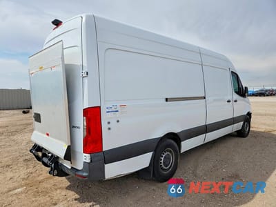 Trzecie zdjęcie samochodu z tyłu: 2020 MERCEDES BENZ SPRINTER 2500 DELIVERY VAN VIN:W1Y4ECHY8LT020039 - miniatura