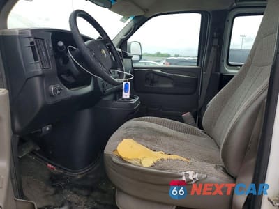 Zdjęcie 7 z 14 samochodu: 2014 CHEV EXPRESS G2500 VIN:1GCWGGBA9E1192394 - miniatura