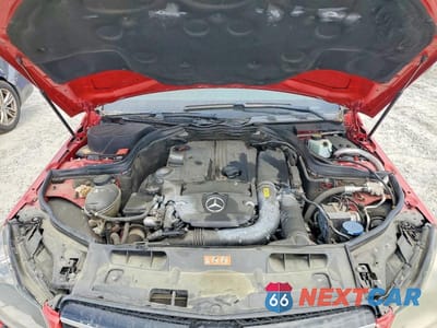 Zdjęcie 11 z 11 samochodu: 2015 MERCEDES-BENZ C 250 VIN:WDDGJ4HB5FG384338 - miniatura