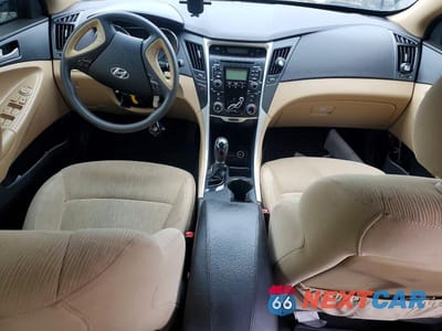 Zdjęcie 8 z 12 samochodu: 2011 HYUNDAI SONATA VIN:5NPEB4AC6BH045191 - miniatura