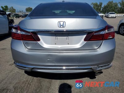 Zdjęcie 6 z 12 samochodu: 2017 HONDA ACCORD EX VIN:1HGCR2F79HA104304 - miniatura