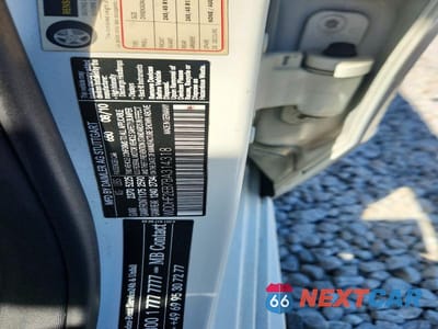 Zdjęcie 13 z 13 samochodu: 2011 MERCEDES-BENZ E 350 BLUETEC VIN:WDDHF2EB7BA314318 - miniatura